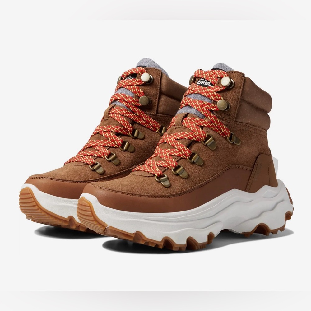 Sorel Brown Winter Boots with Red Laces